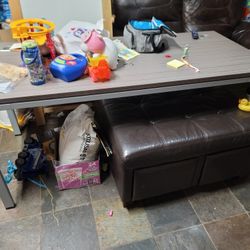 Free Table And Ottoman 