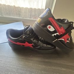 Size 10 Black And Red Bapes 