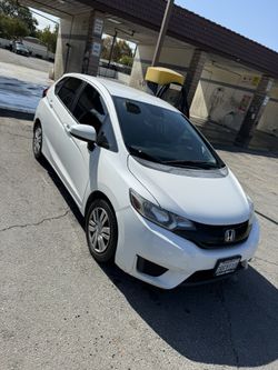 2016 Honda FIT