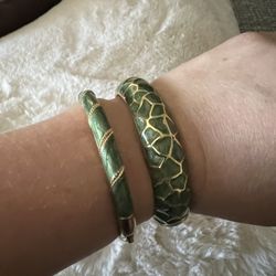 2 gorgeous Bangle Bracelets Green and gold