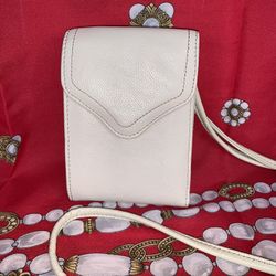 Cream-colored Leather Crossbody Wallet