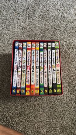 Dairy of a wimpy kid books