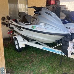 Jets Ski And Yamaha