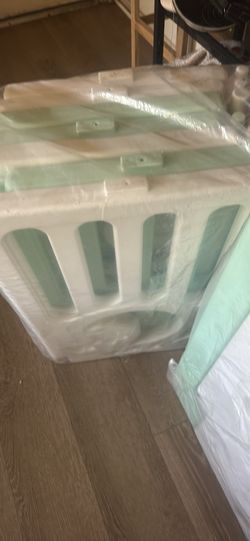 Playpen for baby Dripex  foldable new in the box