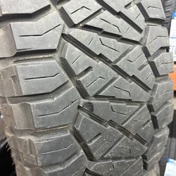 35x12.50R20 NITTO RIDGE GRAPPLER A/T 