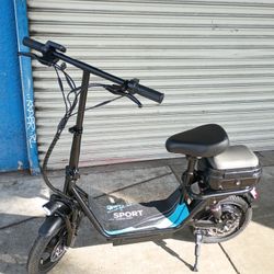 SPORT ELECTRIC SCOOTER 650W POWER MOTOR -SPEED 25MPH-RANGE 30 MILES-TURN LIGHTS-DUAL DISK BRAKES
K8 Electric Scooter with seat for Adults, 25 MPH Top 