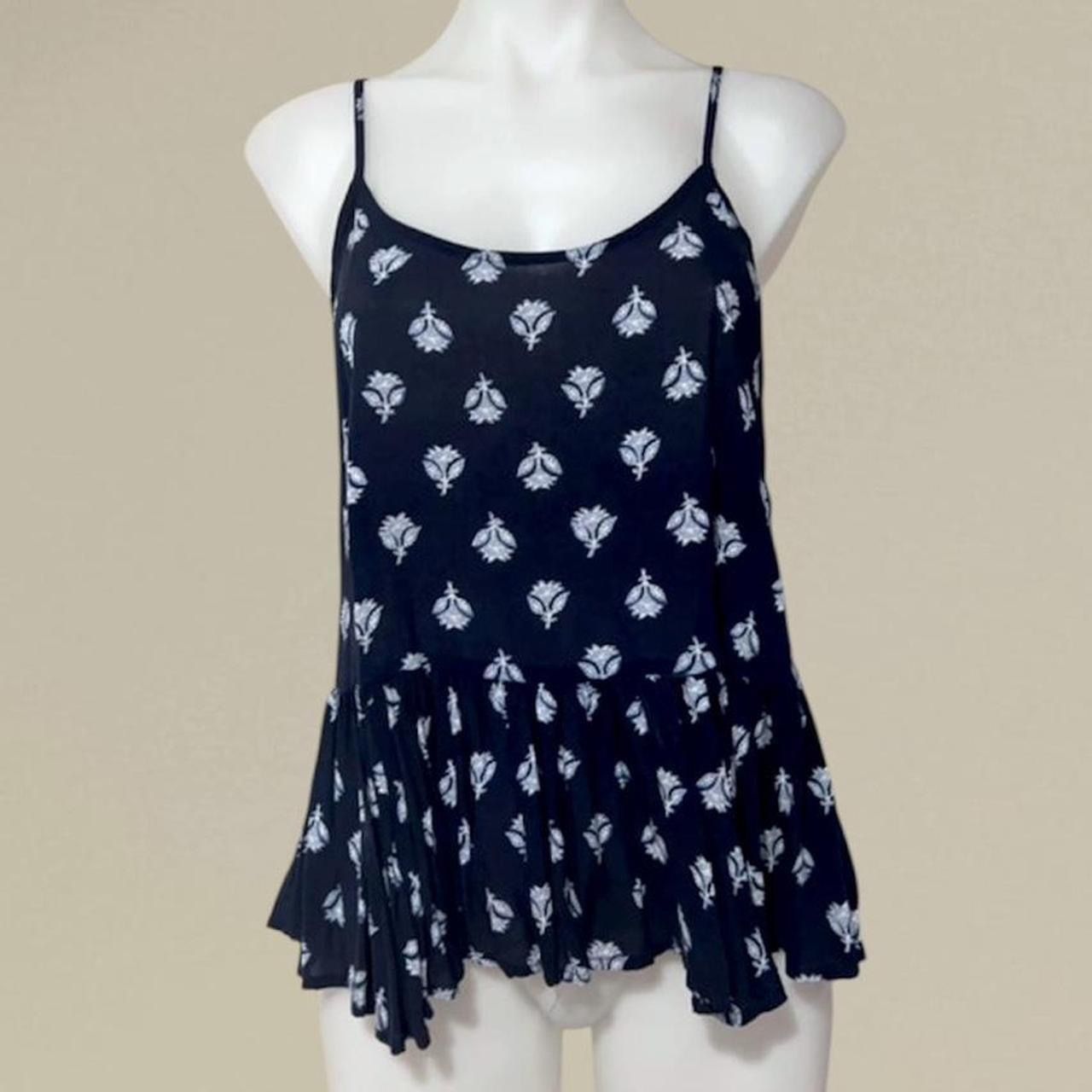 Old Navy Women’s Navy Top, XS