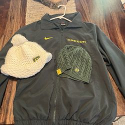 Women’s Xs Oregon Jacket And Beanies