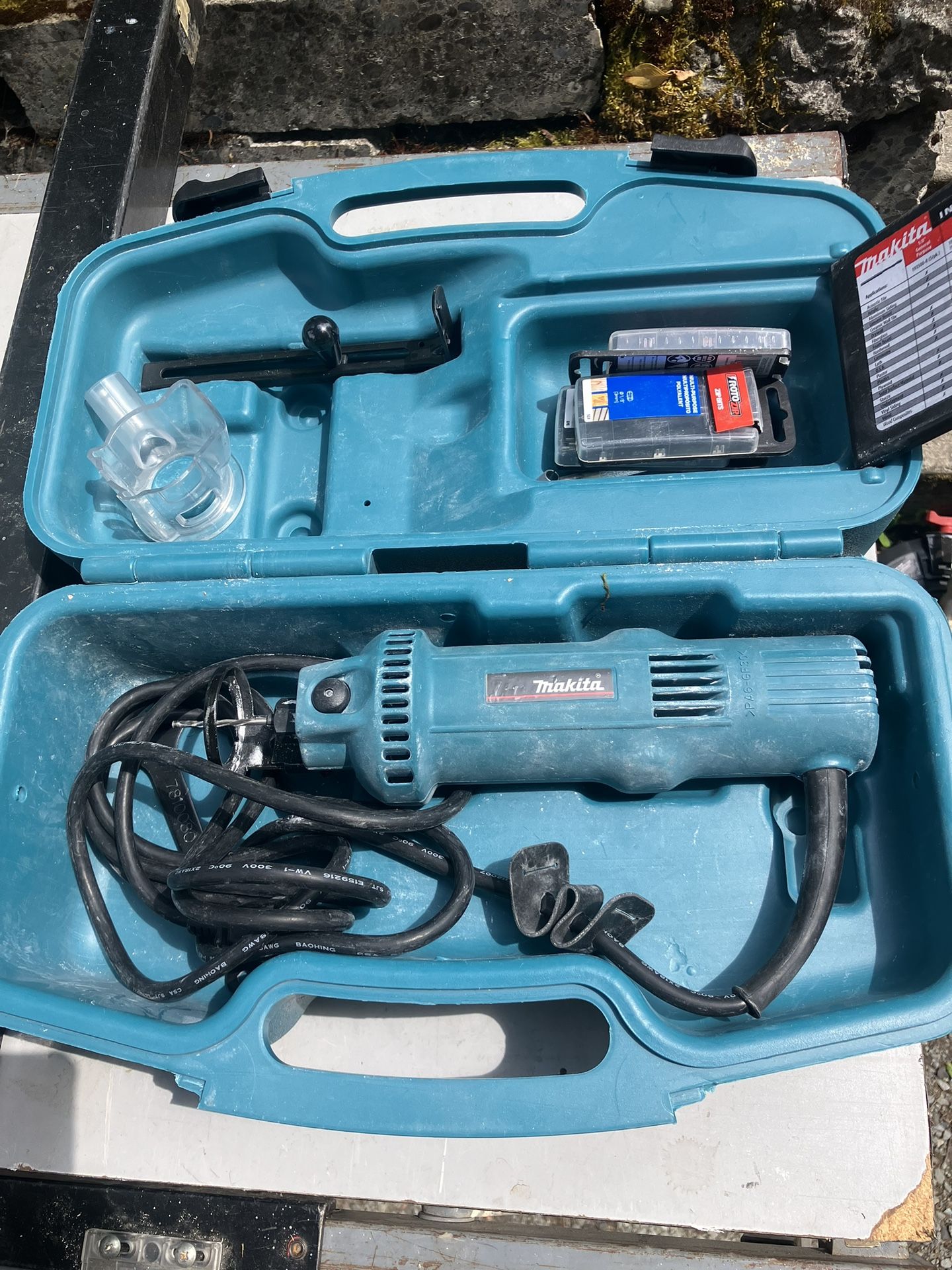 Makita Cut Out Tool Kit