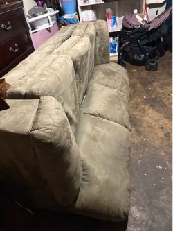 Pull out couch