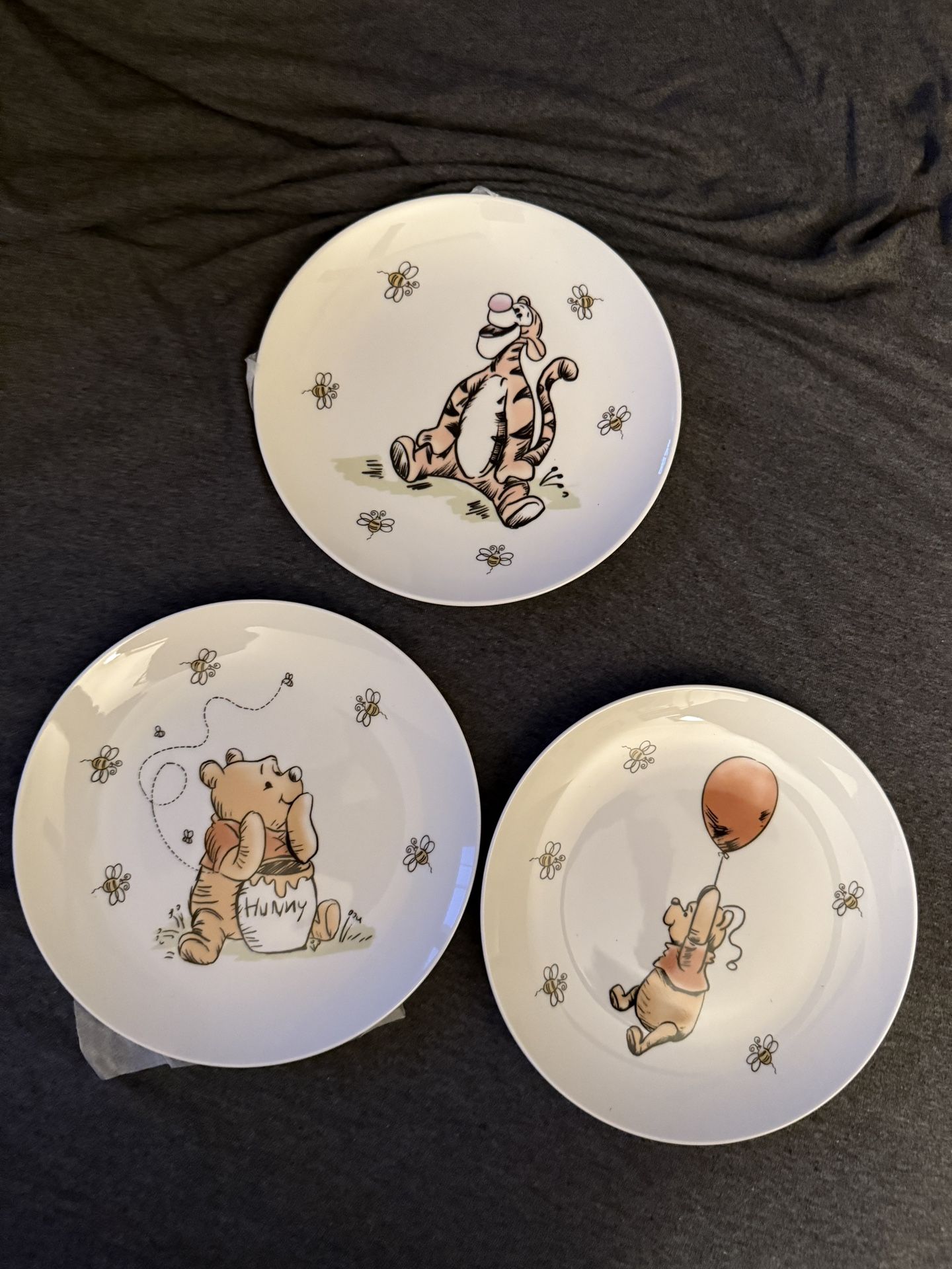 Lot of (3) 7” Winnie The Pooh Plates 