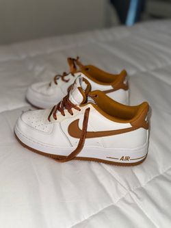 Authentic Nike Air Force 1 ’07 Low sneakers     Youth 6Y (fits like Women’s 7.5–8)
