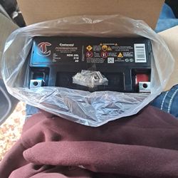 Battery For Harley Davidson And More / New In The Box/ 