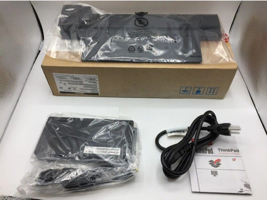 NEW Lenovo 40A5 ThinkPad Workstation Dock for P50 P51 P70 P71 + 230W AC Adapter 
