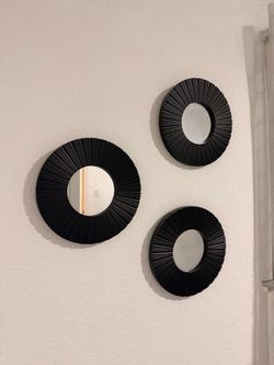Set of 3 Black Sunburst Round Wall Mirrors