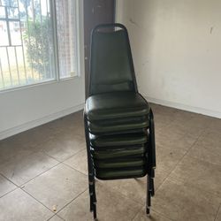 6 Leather Seat Chairs $20