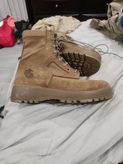 Work boots size 7.5W