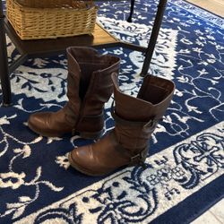 Women’s Boots! 