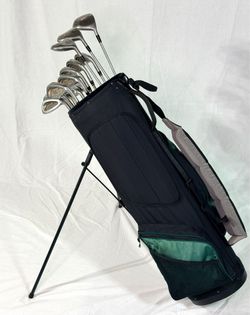 Men’s Complete RH Golf Club Set w/ Stand Bag, Driver, Woods & Harvey Penick Irons
