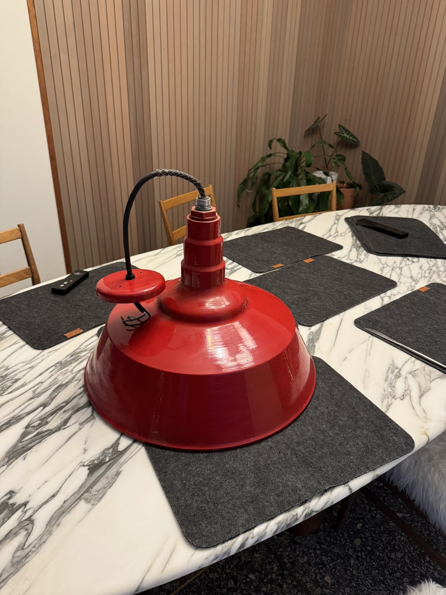 Industrial/Barn Enamel Pendant Lamp