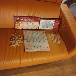 VTG 1982 Scrabble Board Game Selchow & Righter Maroon COMPLETE Family Word Fun