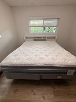 Premium Serta Perfect Sleeper King Mattress Set