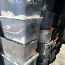 700+ Piece Reseller Clothing Lot – Vintage + Streetwear – Storage Unit Liquidation