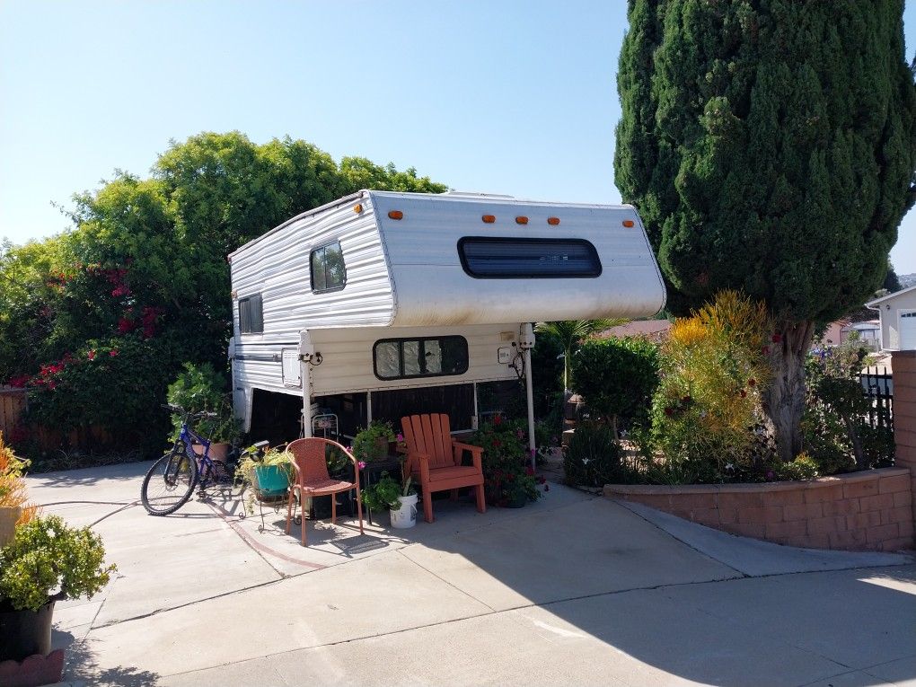 Camper