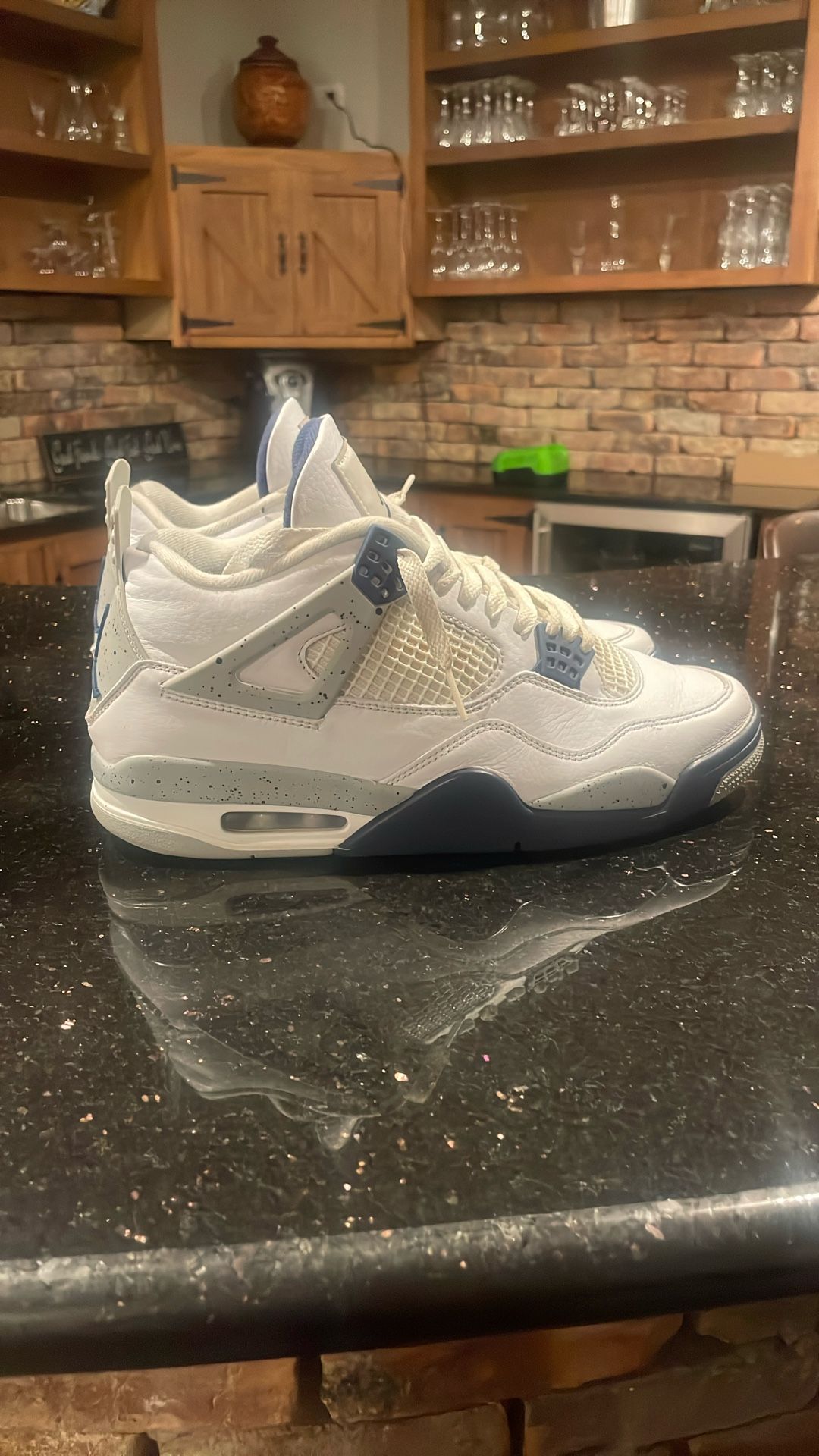 Jordan 4 Midnight Navy