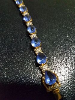 925 Silver Bracelet. 71/2 inches.