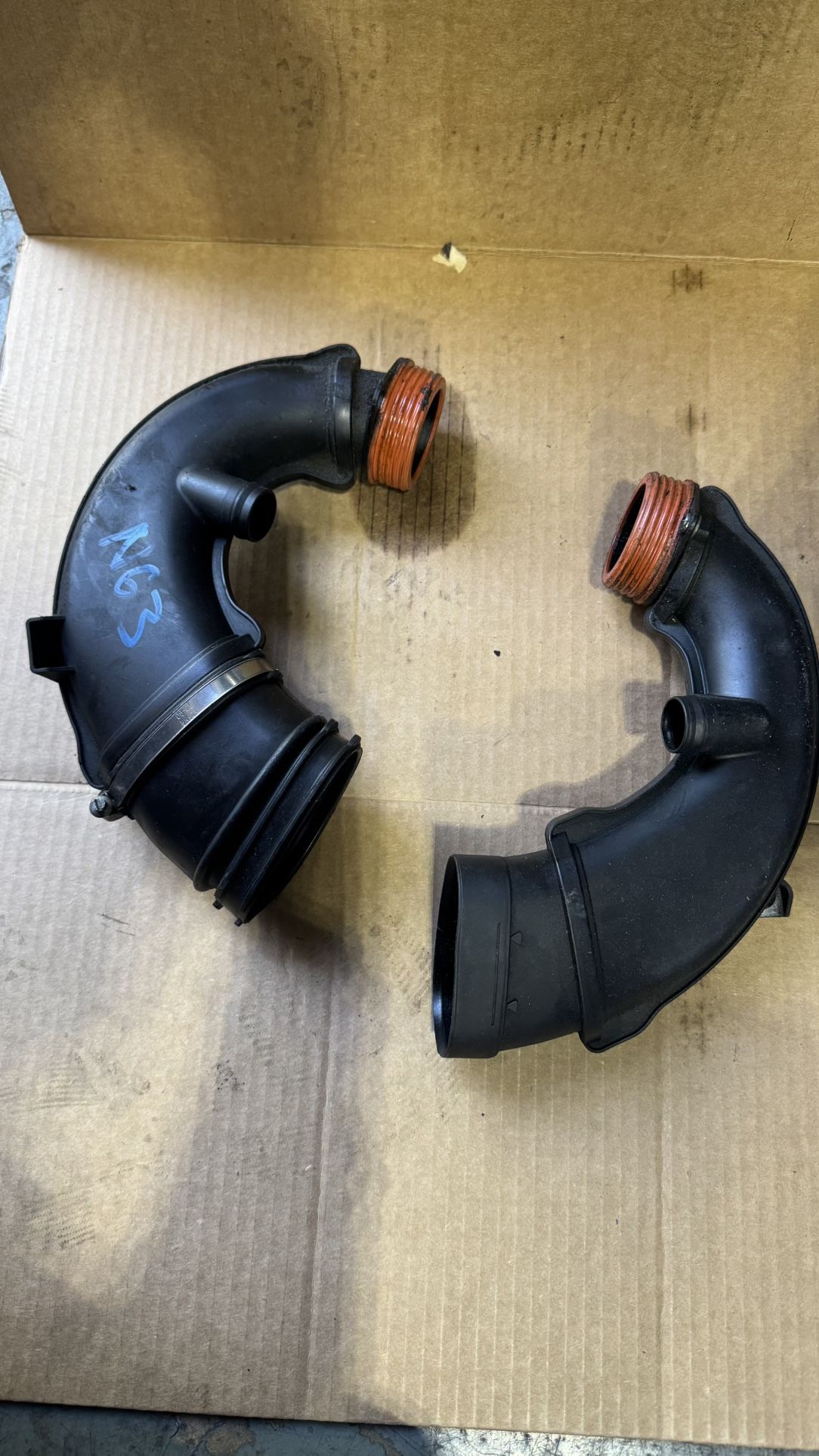 BMW (contact info removed) Genuine OEM Intake-Upper Duct Tube Hose Left