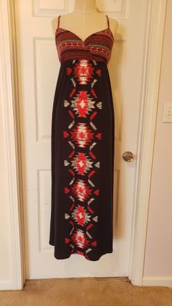 Junior's Maxi Dress Size Medium 