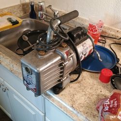 JB 5 Cfm Vacuum Pump