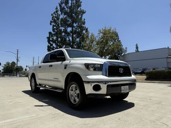 2008 Toyota Tundra SR5 Crewmax - 135K Miles - Warranty!!!