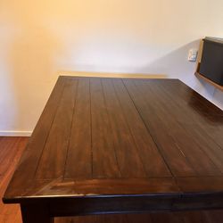 Brown Extendable Table 