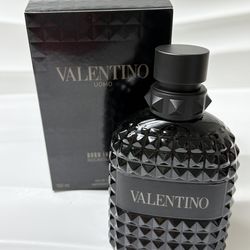 Valentino Rockstud Noir (make offers)