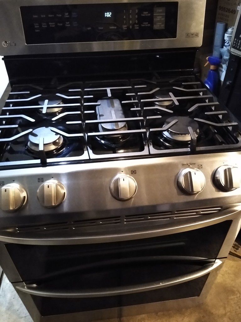 LG Stainless 5 Burner Double Oven Gas Stove