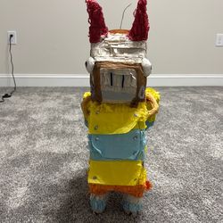 Llama Piñata