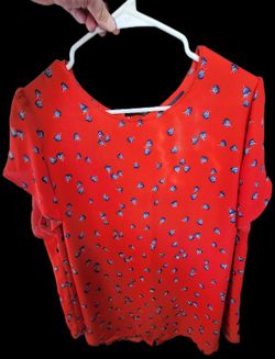 Premise Floral Top Size 1X