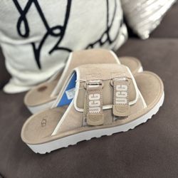 UGG Goldencoast Strap Slide 