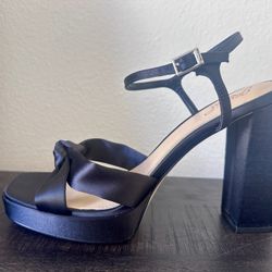 Jewel Badgley Mischka Valencia Platform Heels