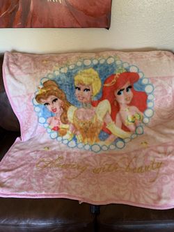 Disney princesses blanket