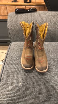 Girl cowgirl boots