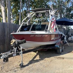 1984 American skier Boat 