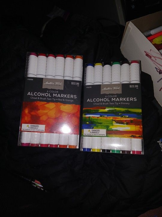 Alcohol Markers 23$