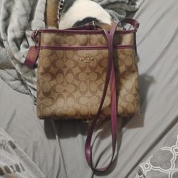 Coach Crossbody Purse 60$ O.B.O