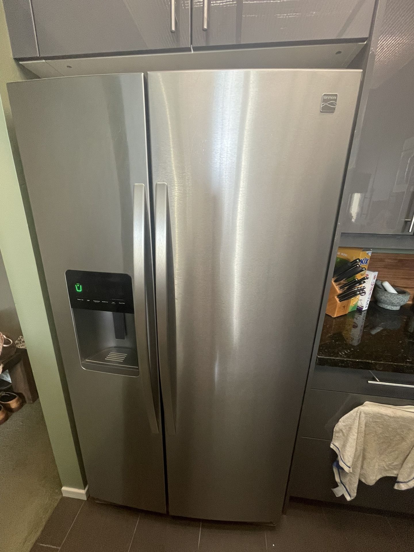 Kenmore Side by Side Counter Depth Refrigerator And Freezer