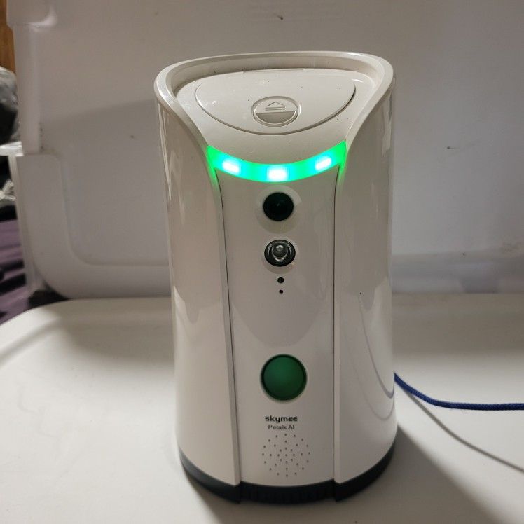 SKYMEE Treat Dispenser Pet Monitoring Camera