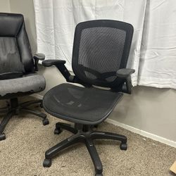 Nice Mesh Desk/ Computer Chair