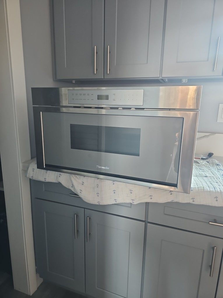 Microwave OVEN